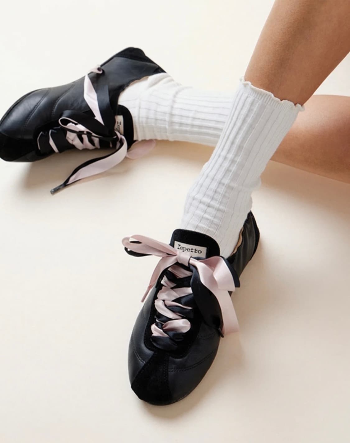 [36,37,38]레페토 25fw 테니스 실크 스니커즈 상품이미지1