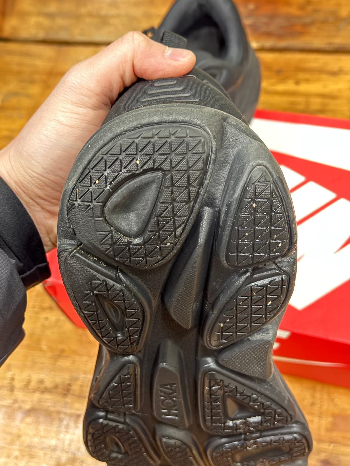 호카 본디8 블랙 와이드 275 깨끗해요. 상품이미지9