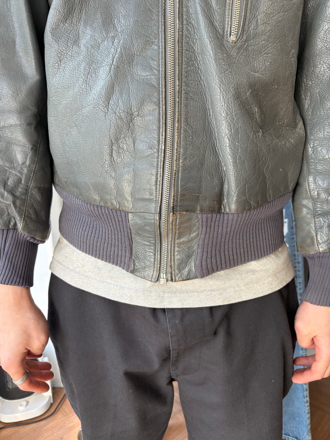 80s Germany 레더 플라이트 봄버 자켓 상품이미지5