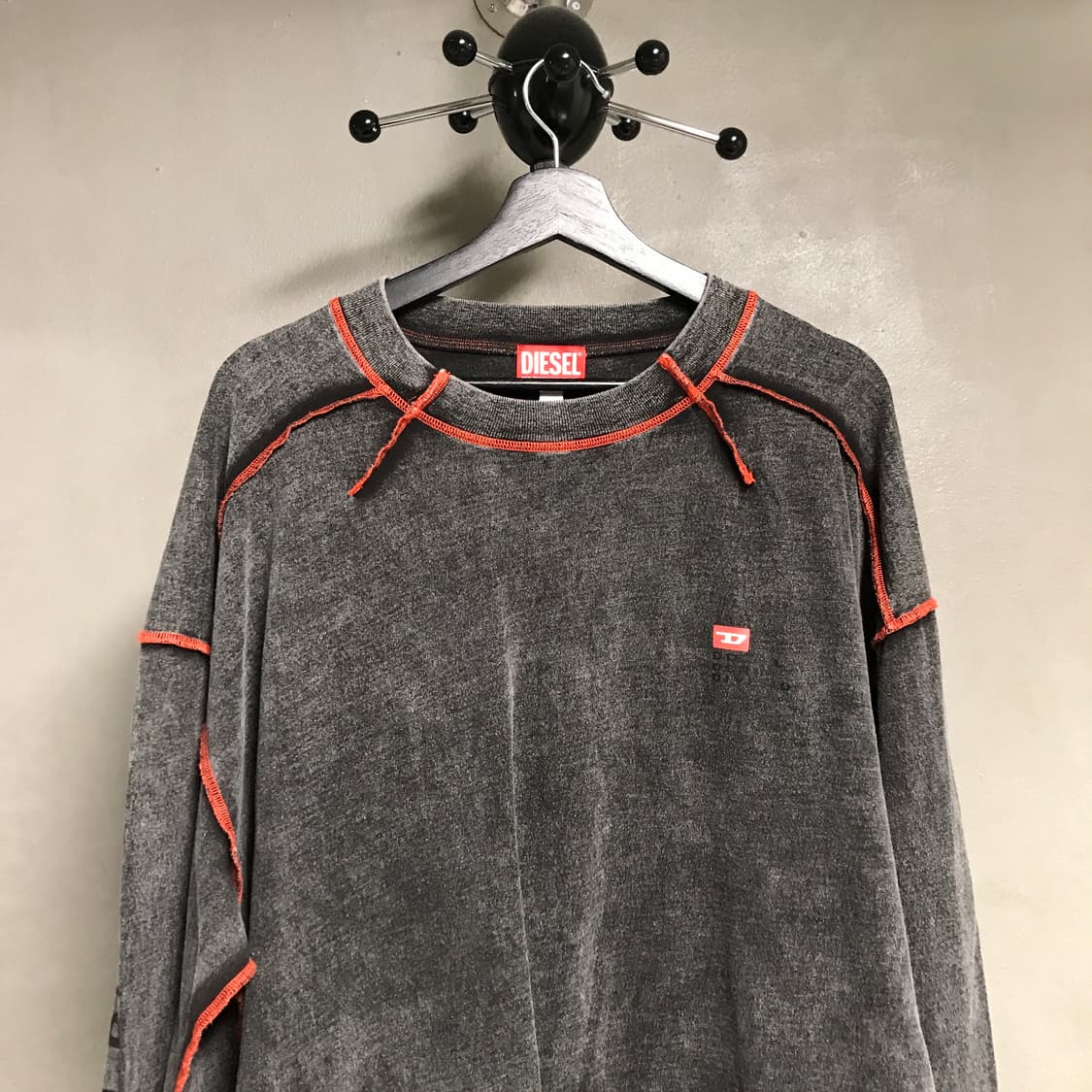디젤 피그먼트 긴팔 티셔츠 XL 상품이미지2