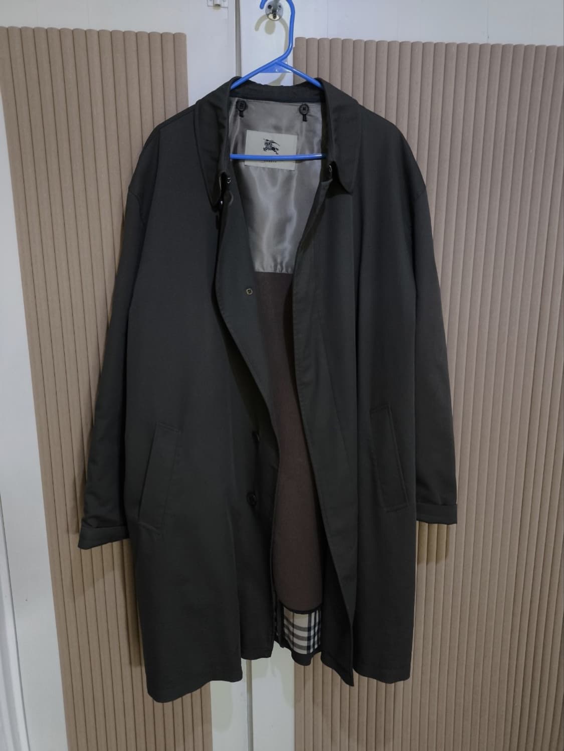 버버리 빅사이즈 오버핏 맥코트 진카키 내피 포함 상품이미지2