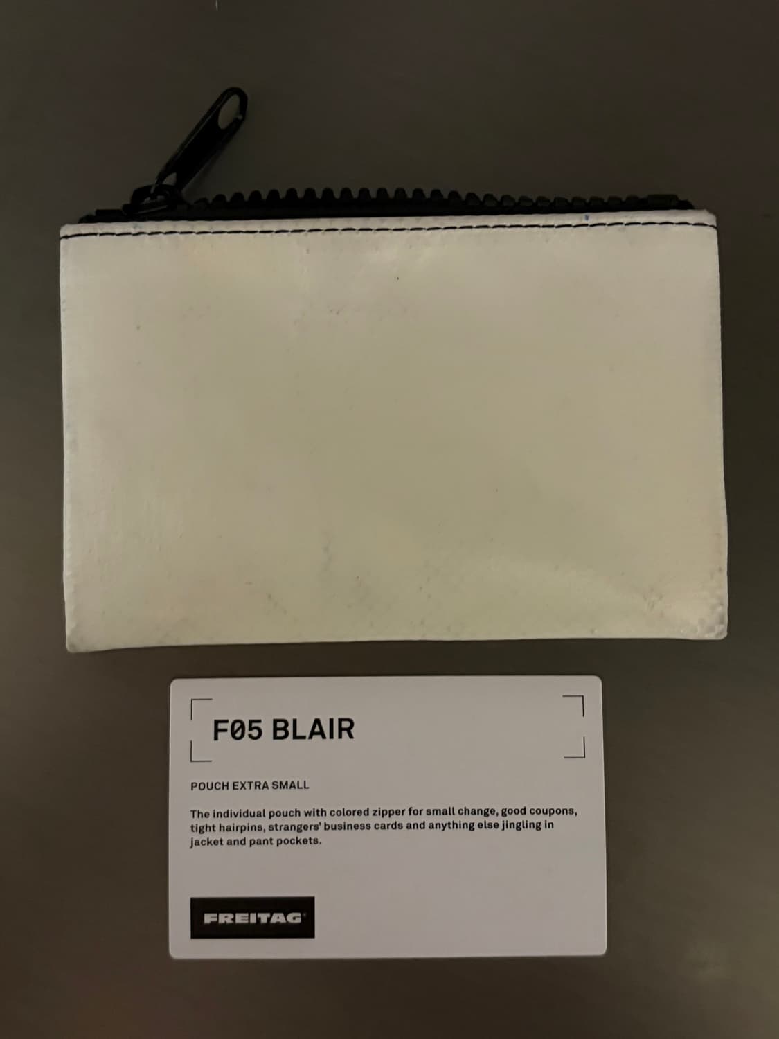 프라이탁 블레어 검흰 상품이미지2