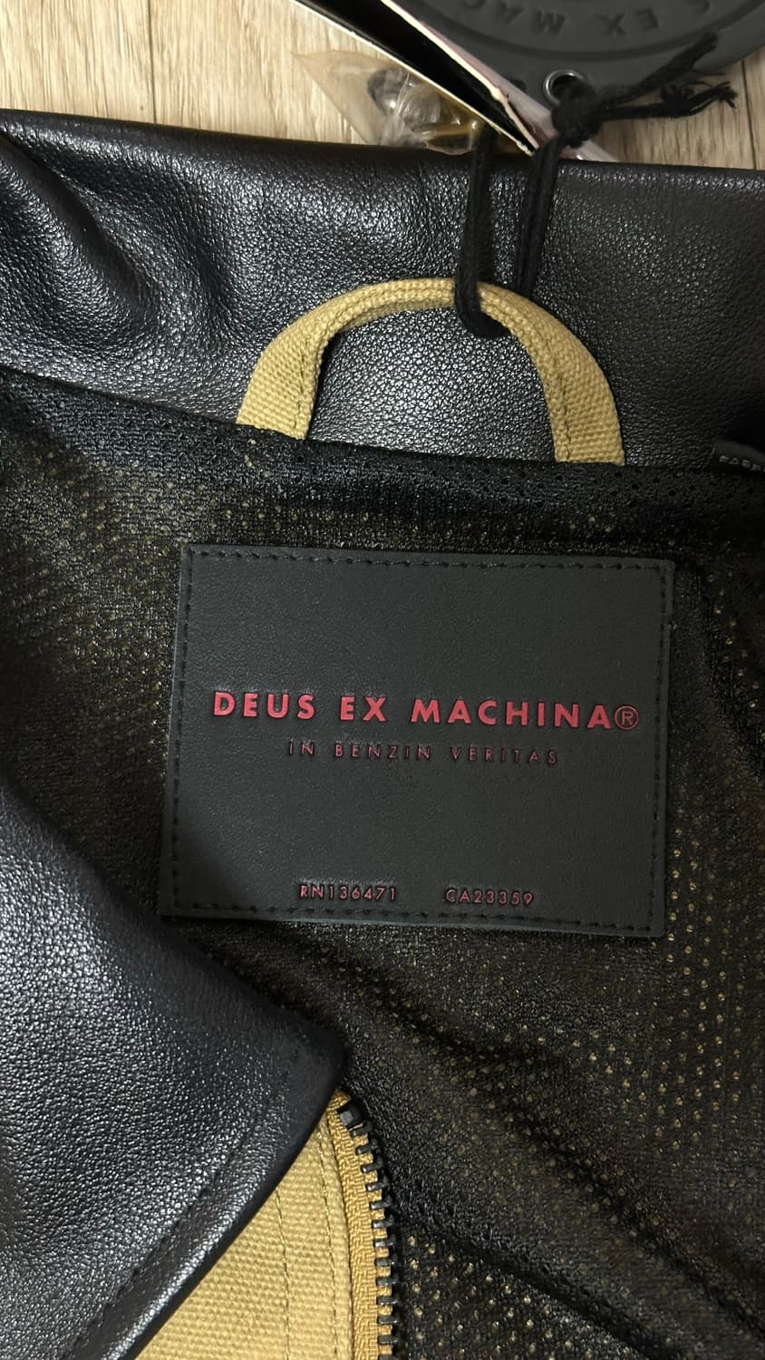 데우스 엑스 마키나 바이커 레더 자켓 상품이미지3