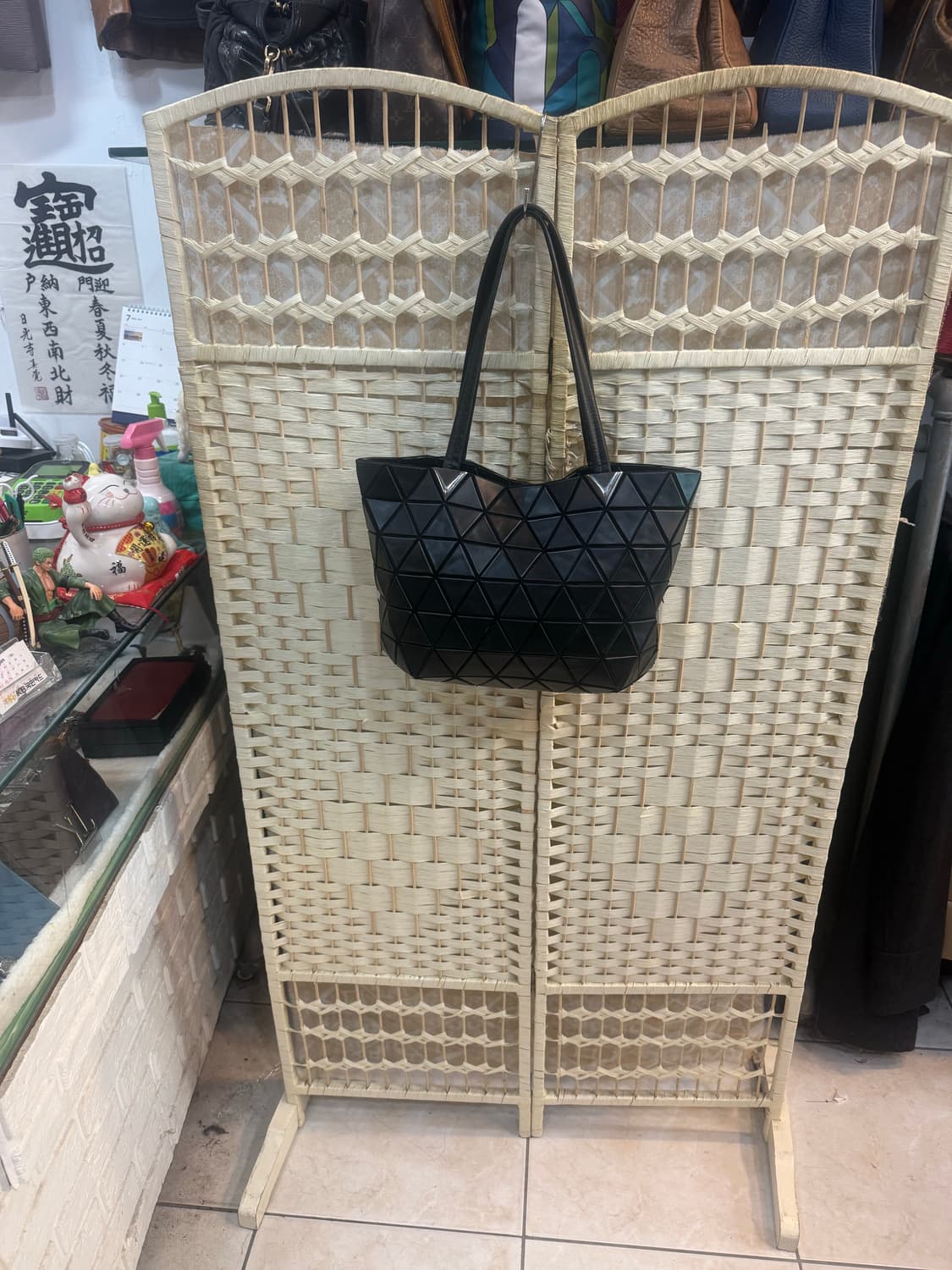 정품 바오바오 숄더백 팝니다 상품이미지1