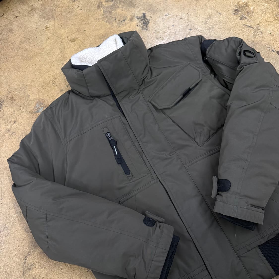 [정품/M] 내셔널지오그래픽 카키 패딩 점퍼 b19 상품이미지1