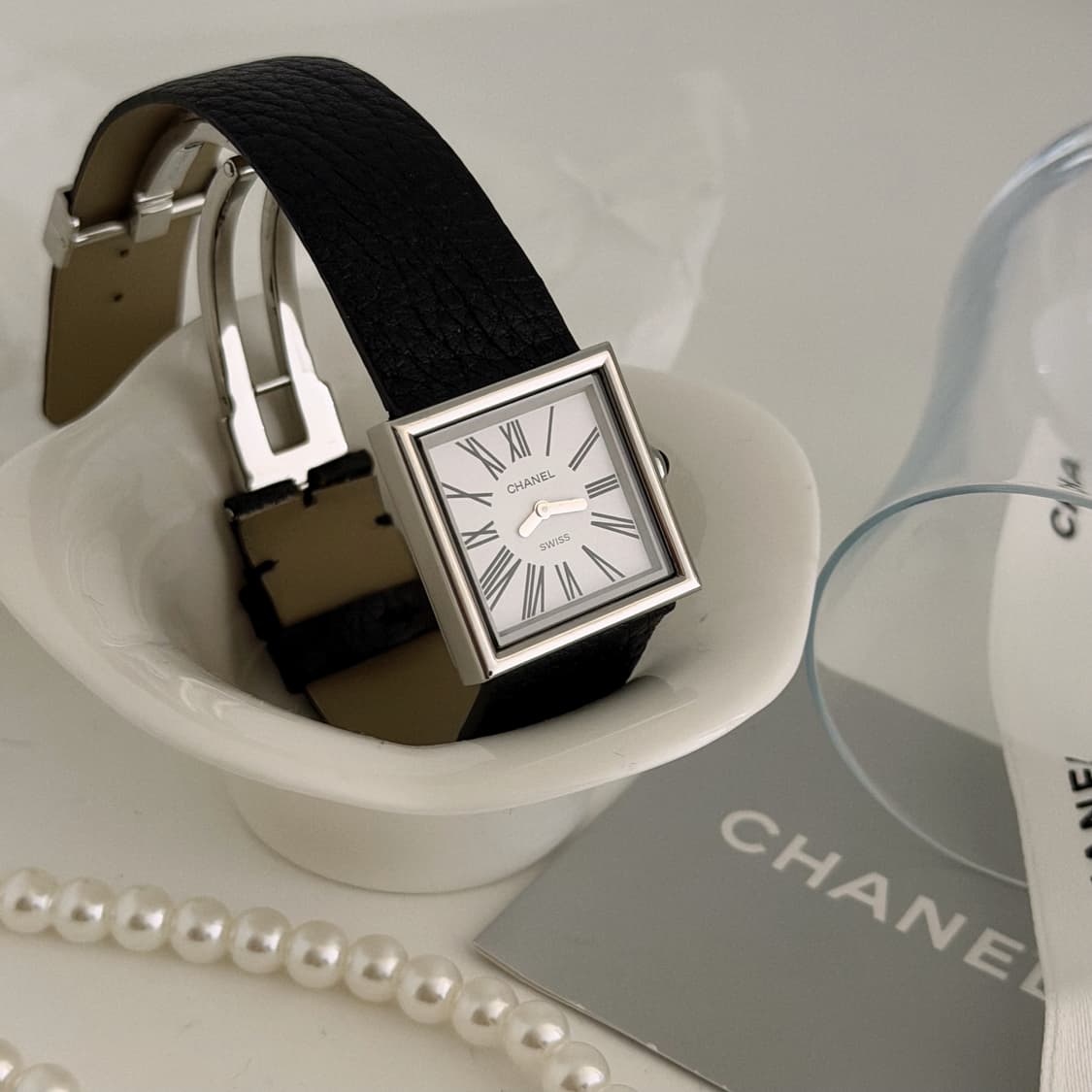 샤넬 마드모아젤 시계 (감정서 포함) 상품이미지1