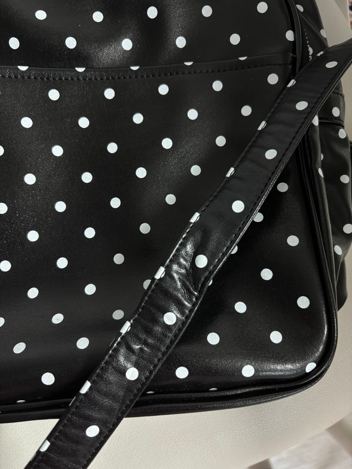 꼼데가르송 도트 크로스백  상품이미지9