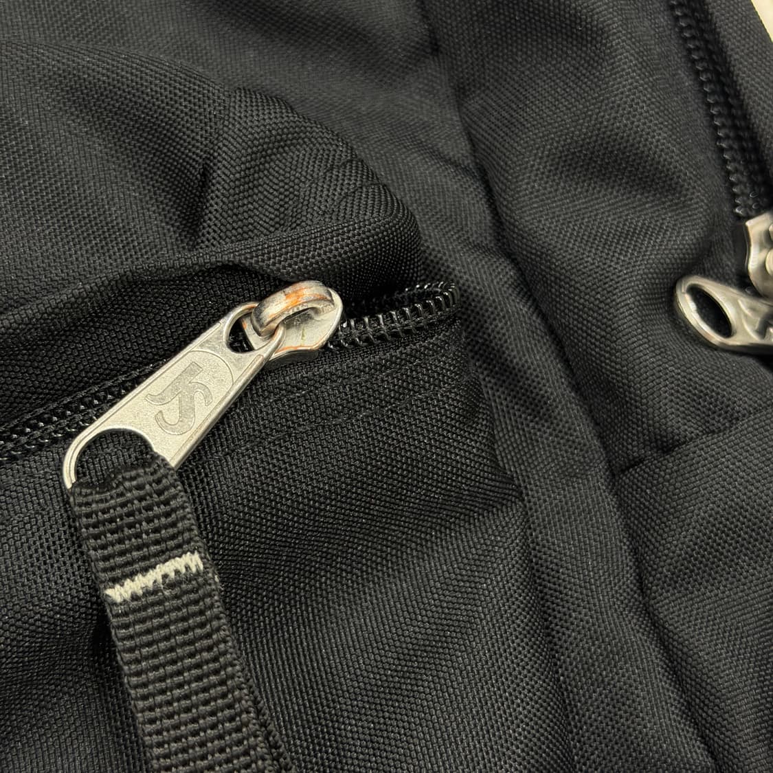 잔스포츠 빈티지 슈퍼브레이크 백팩 가방 블랙 상품이미지6