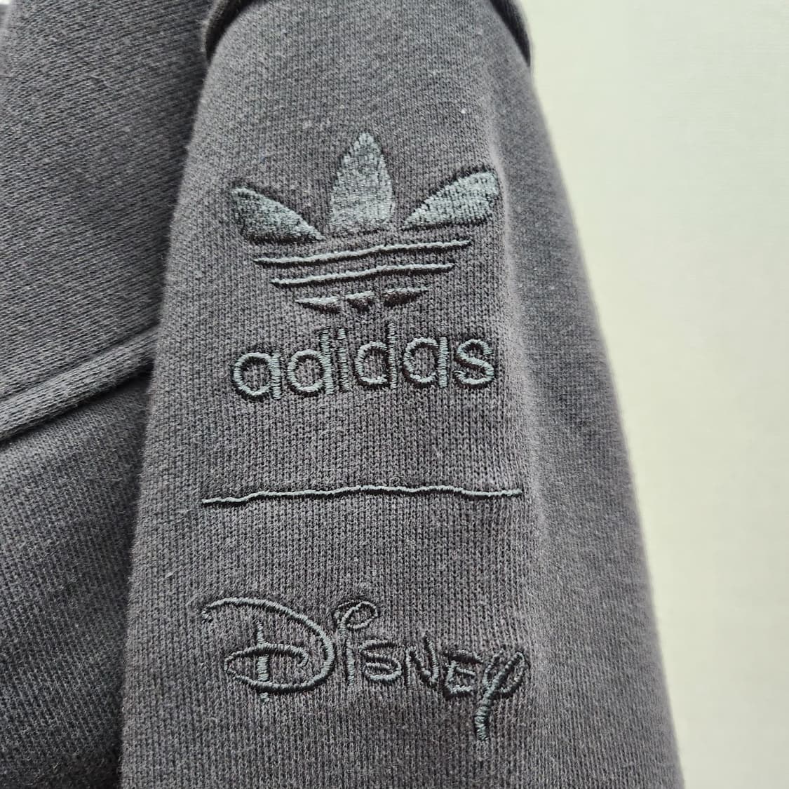 아디다스x디즈니 캐릭터 디자인 스웻셔츠 L(3XL) 남여공용 상품이미지4