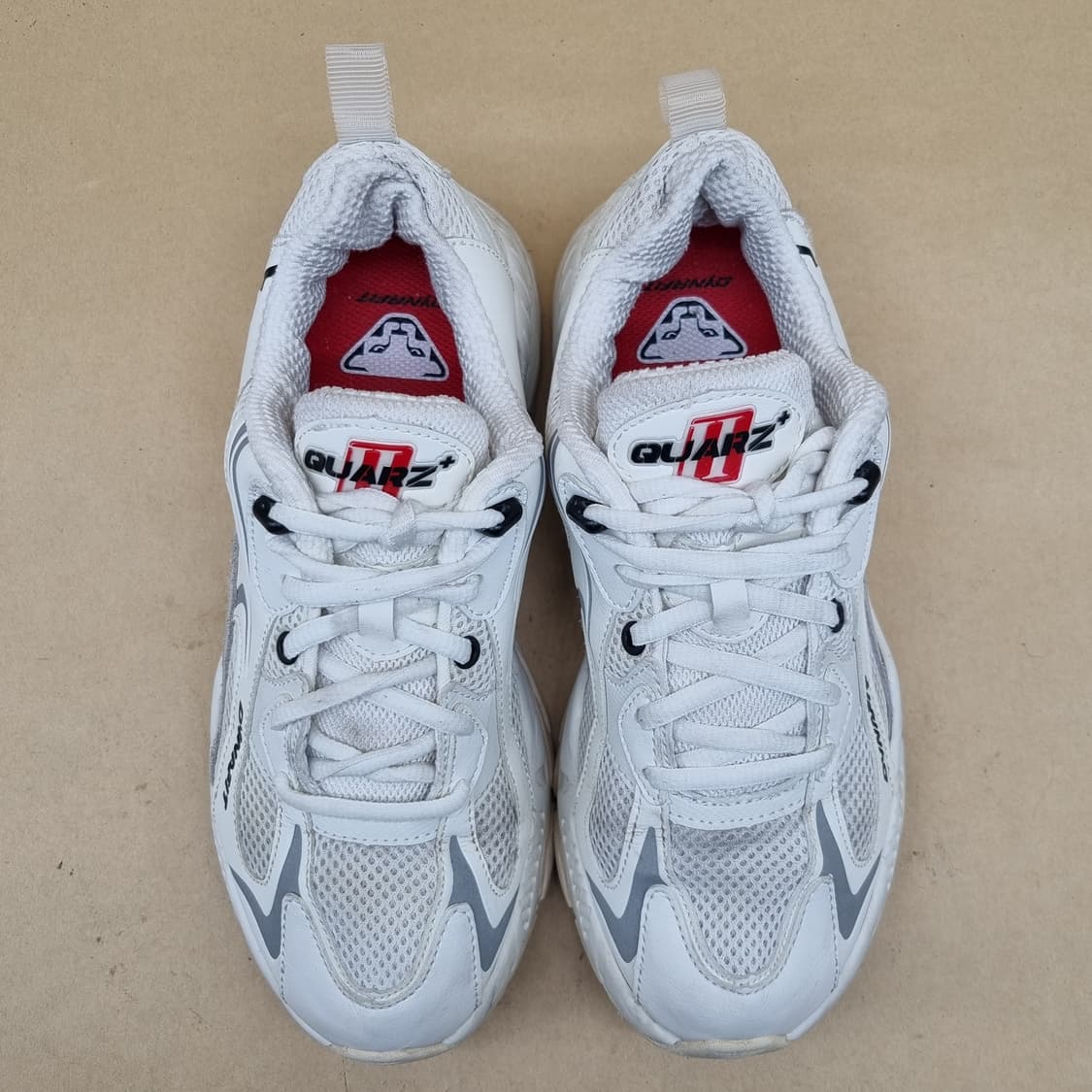 다이나핏 쿼츠 운동화245 상품이미지2