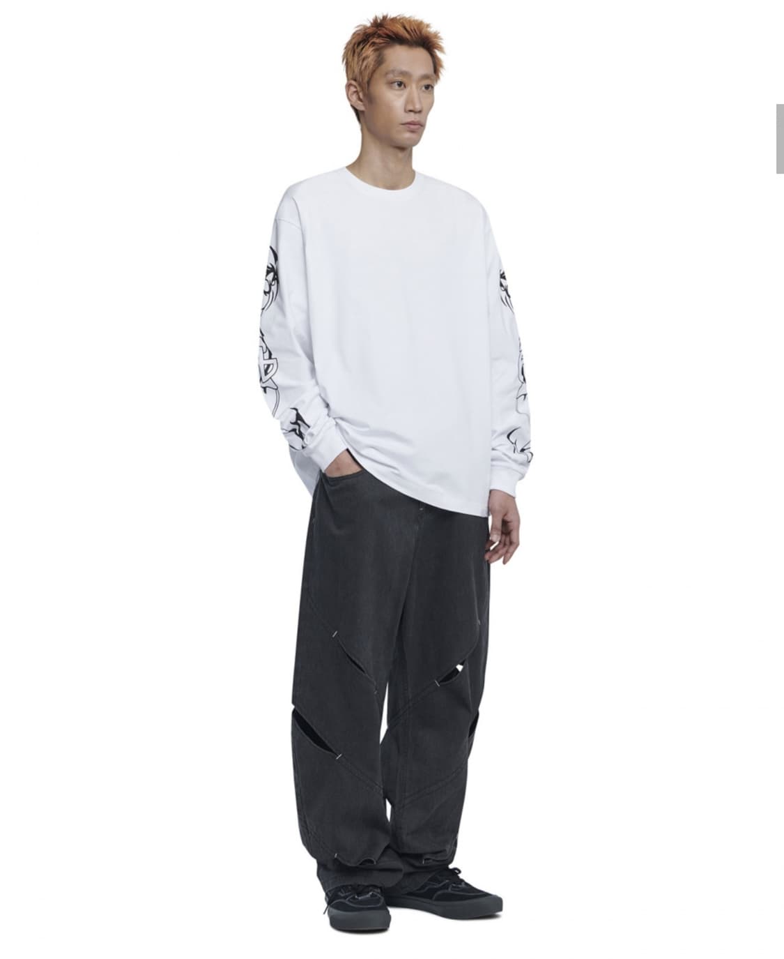 (새상품) 노매뉴얼 B.T.G 프린팅 롱슬리브 화이트 (L) 상품이미지2