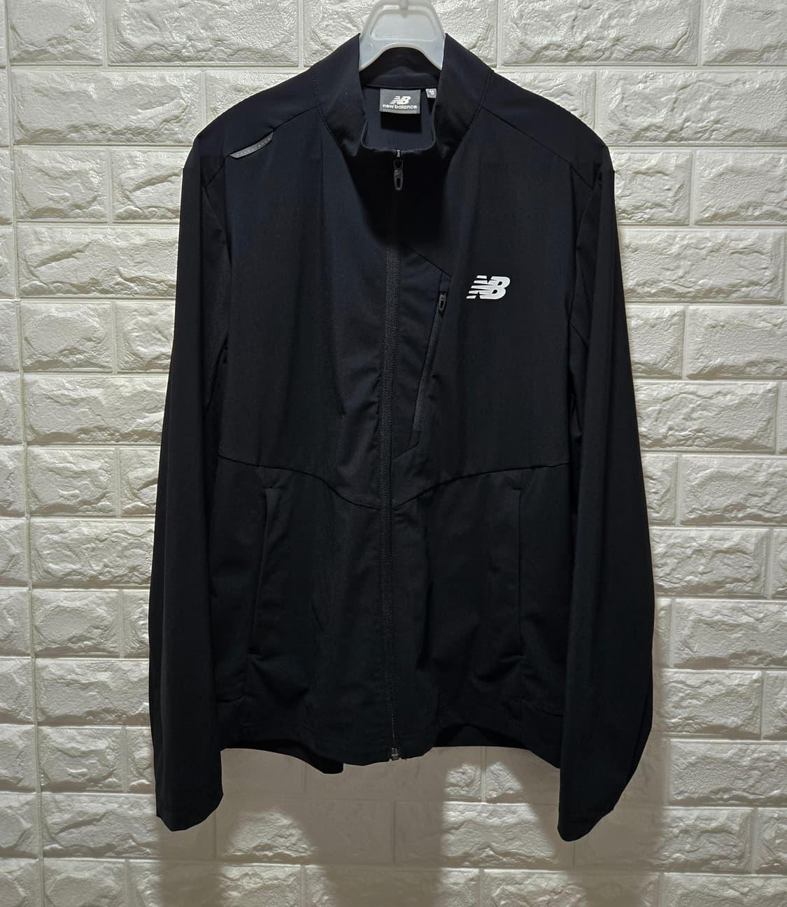 뉴발란스 소프트 스트레치 우븐 집업자켓 95 상품이미지1