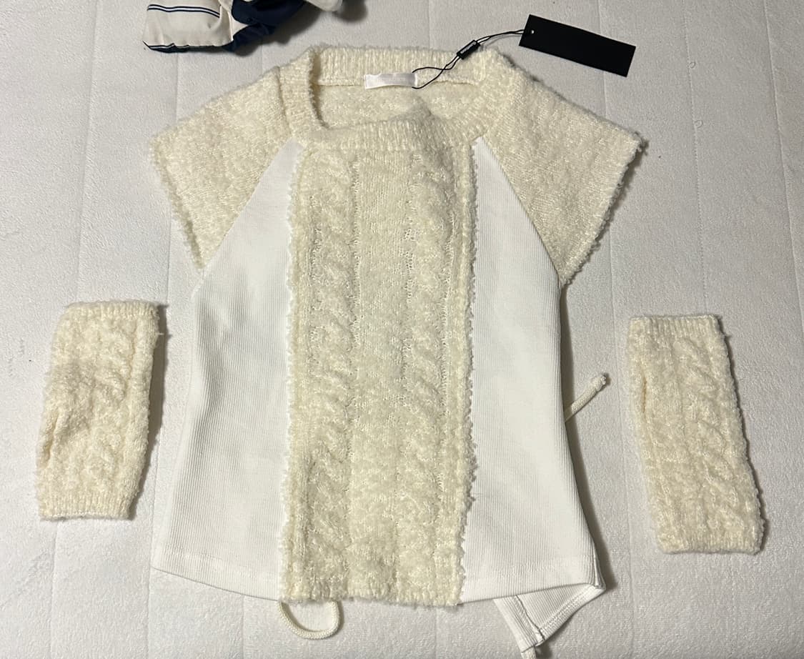 쓰리타임즈 threetimes meow top 상품이미지6