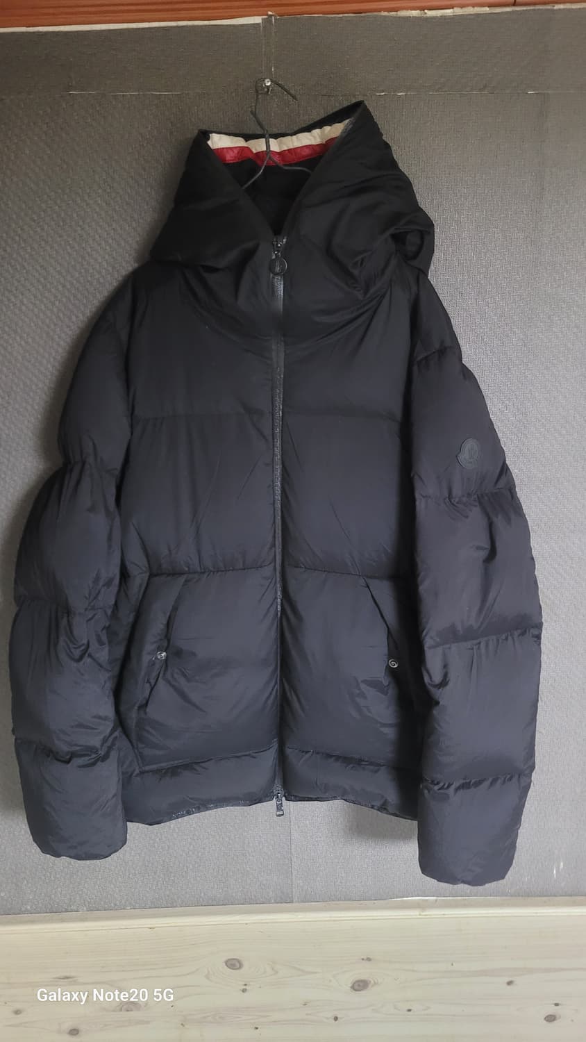 몽클레어 패딩 상품이미지1