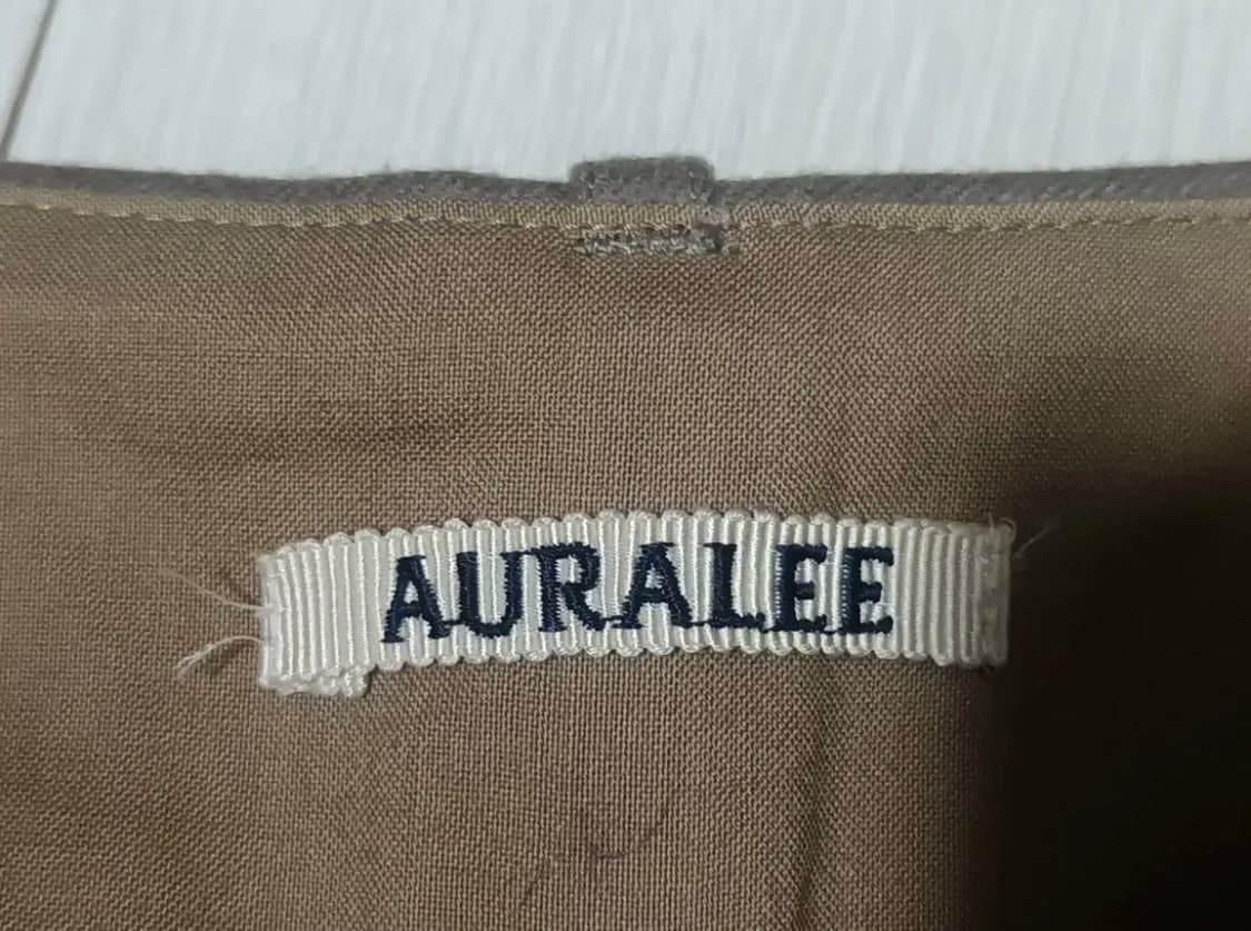 오라리 18AW 울(모) 팬츠 상품이미지2