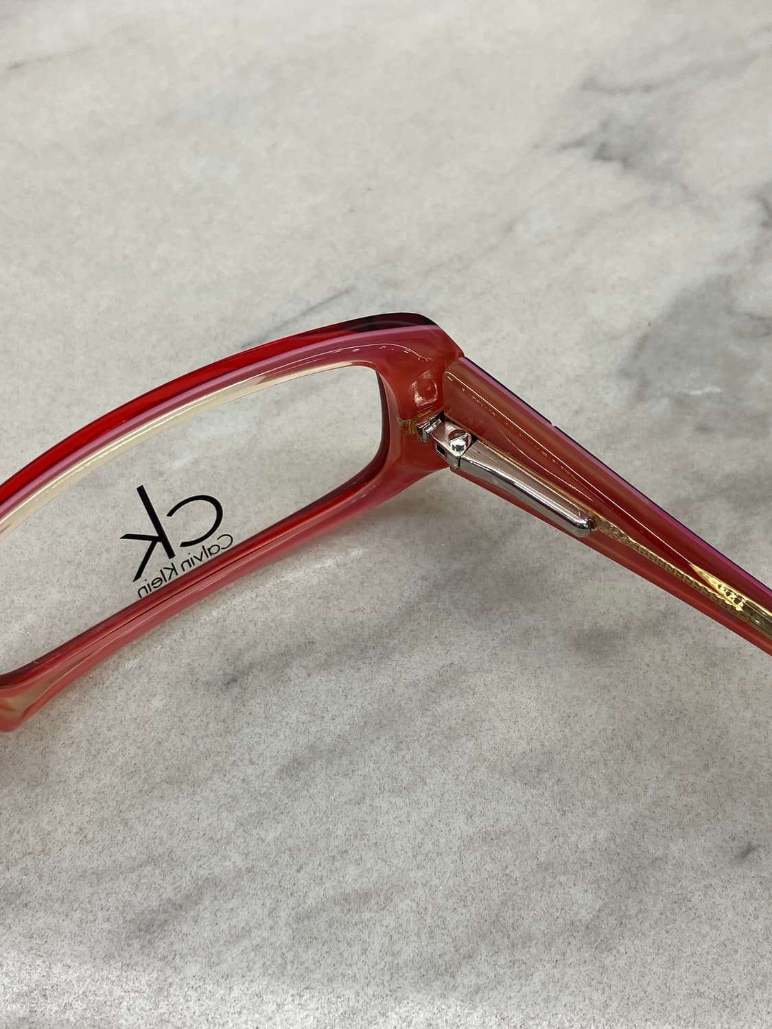 캘빈클라인 CK 케챱 레드 스퀘어 뿔테 안경 상품이미지3
