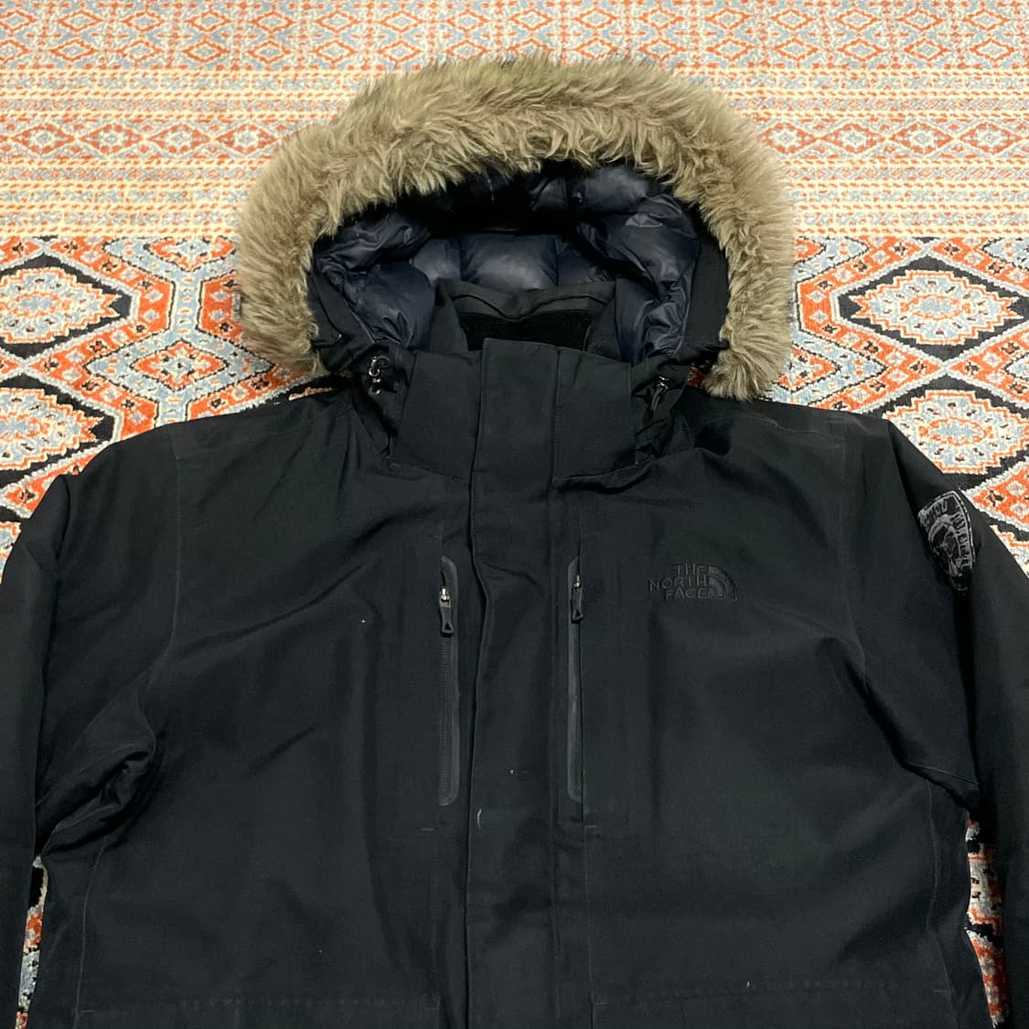 노스페이스 블랙 구스다운 포켓 패딩점퍼 남성L 상품이미지3