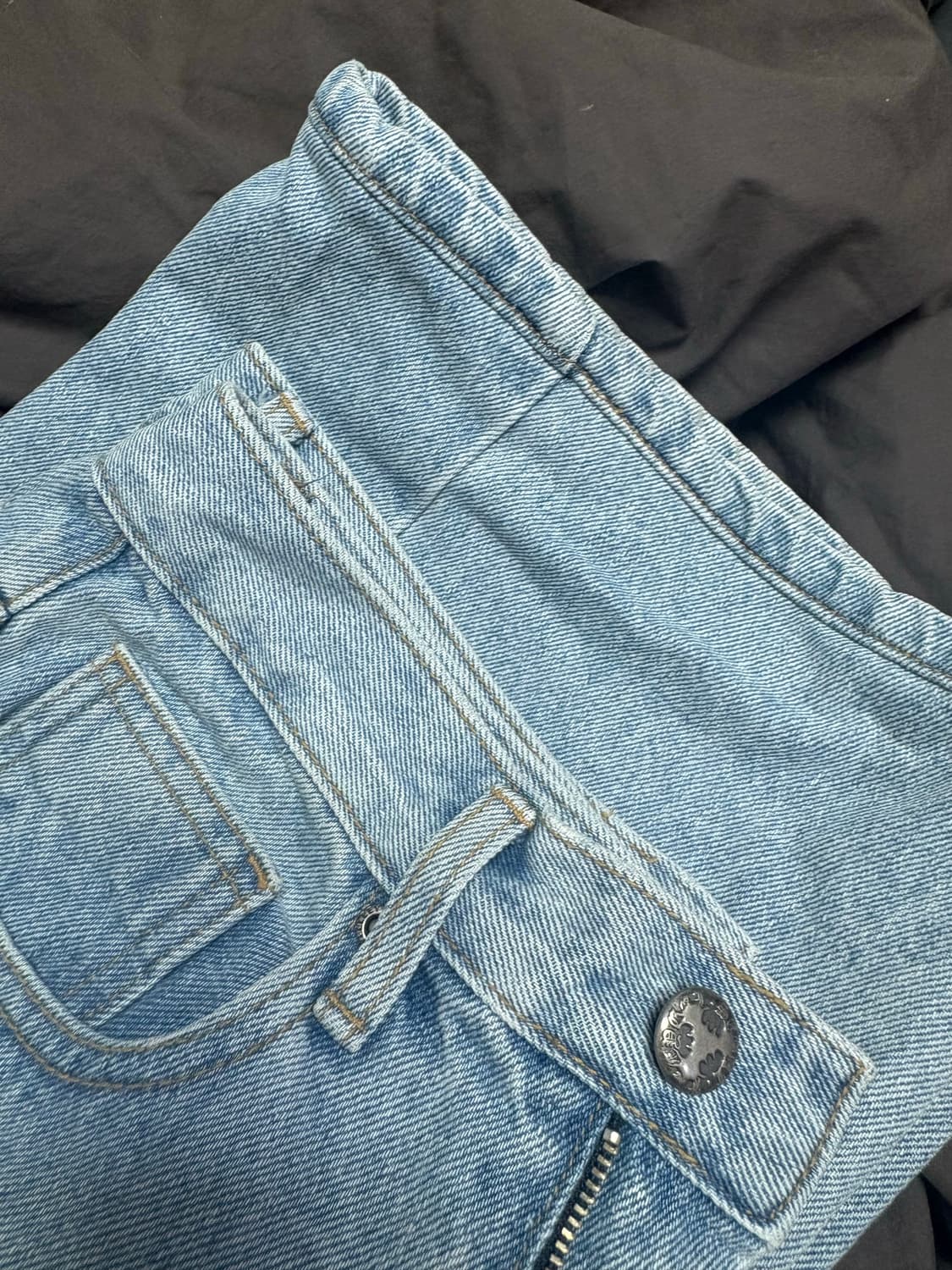 SIGNATURE LOGO DESTROYED DENIM LIGHT BLU 상품이미지3