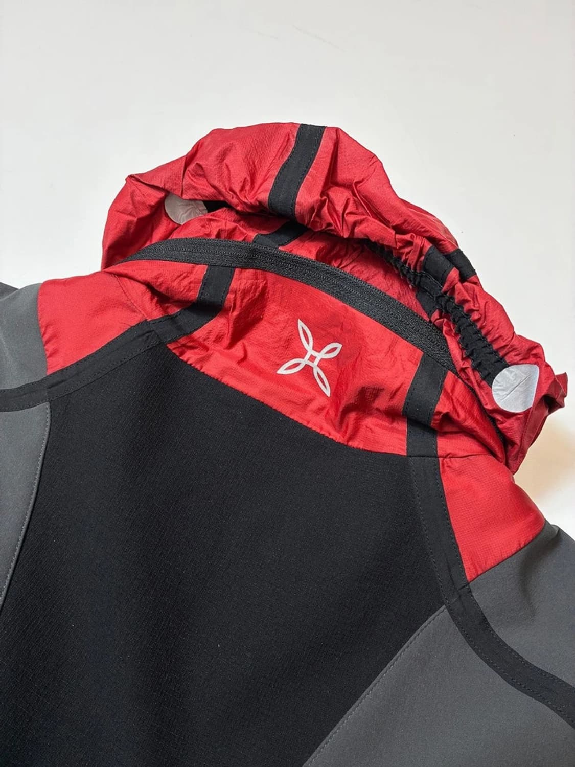 몬츄라 펄서 소프트 쉘 해체주의 자켓 PN8396 상품이미지7