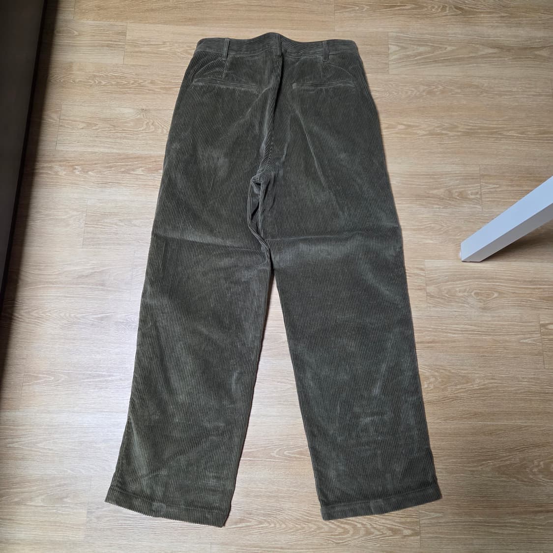 (새제품) [2] 스테디에브리웨어 릴렉스드 코듀로이 팬츠 올리브/ sew 상품이미지2