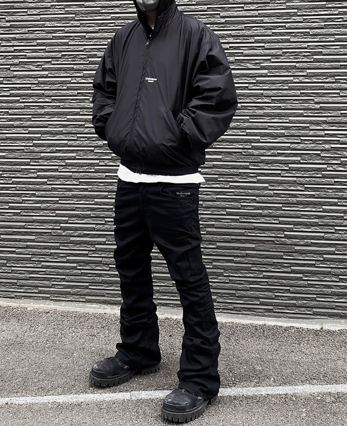 undermycar stretch flare black jeans 상품이미지3