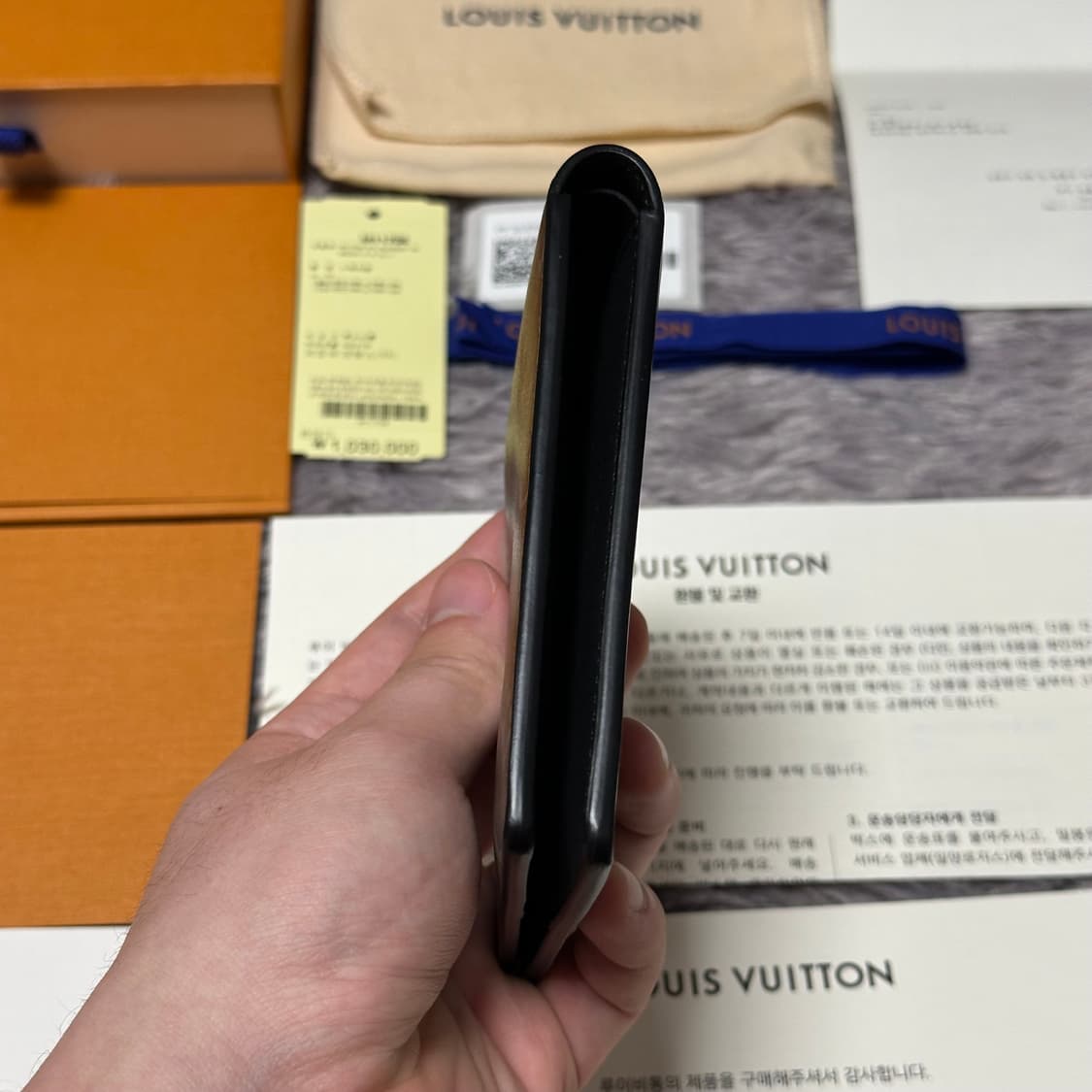 [풀구성] 루이비통 브러시드 모노그램 카우하이드 슬렌더 월릿 반지갑 상품이미지6