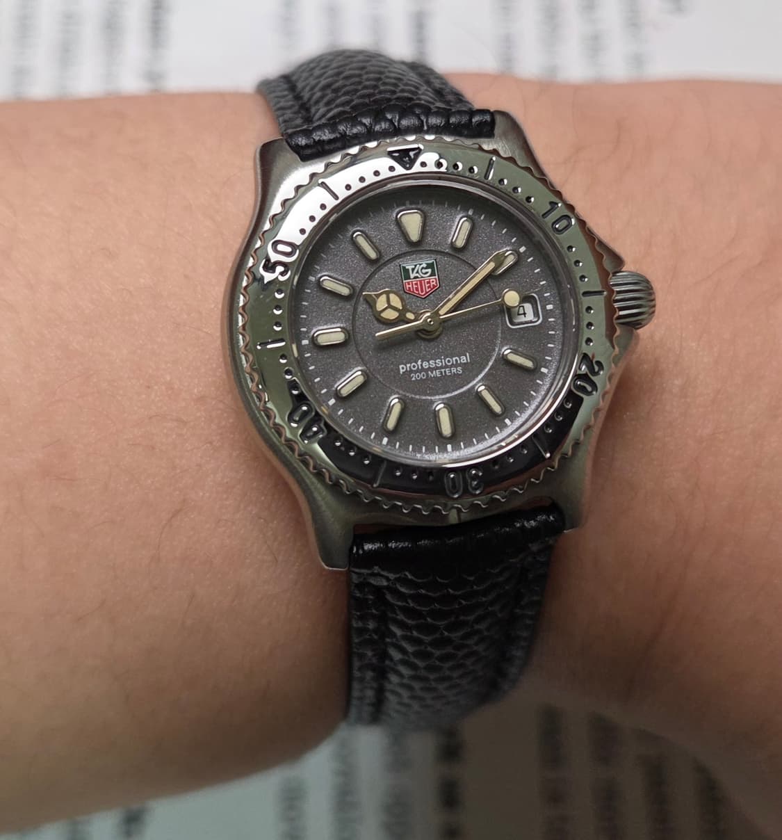 태그호이어 셀 프로페셔널 엘레강스 오리지널 그레이판 쿼츠 여성용 상품이미지8