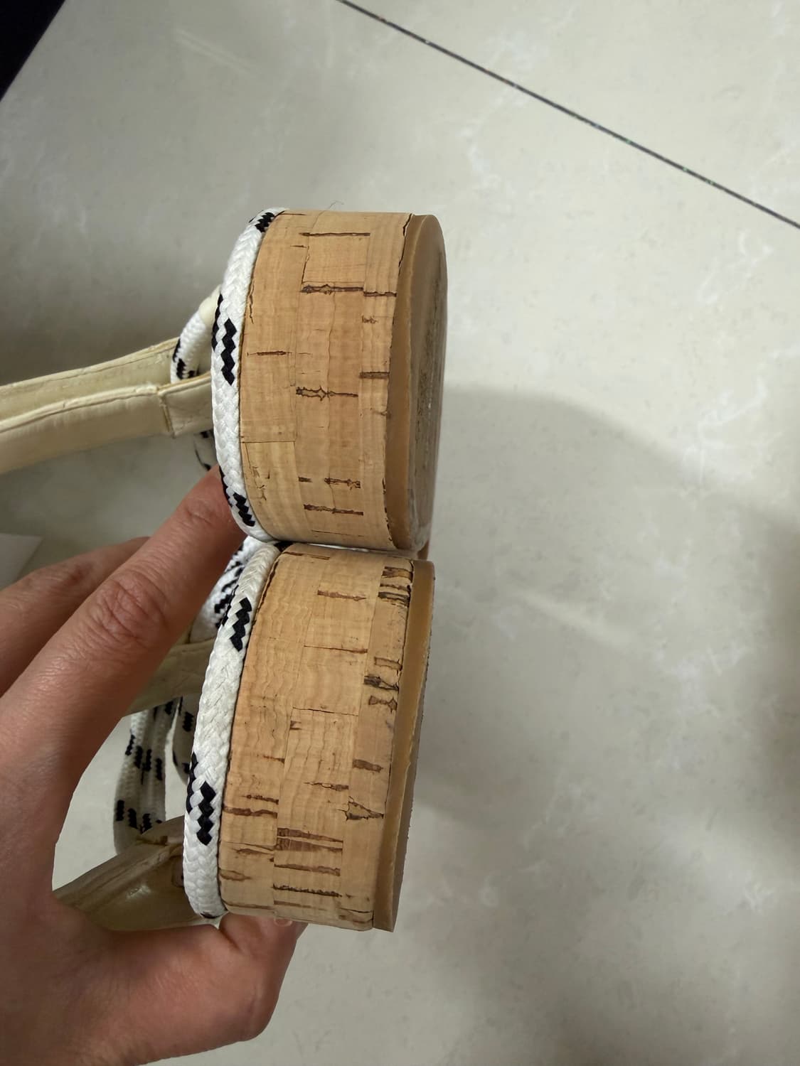 샤넬 로프 벨크로샌들  37 (240) 상품이미지4