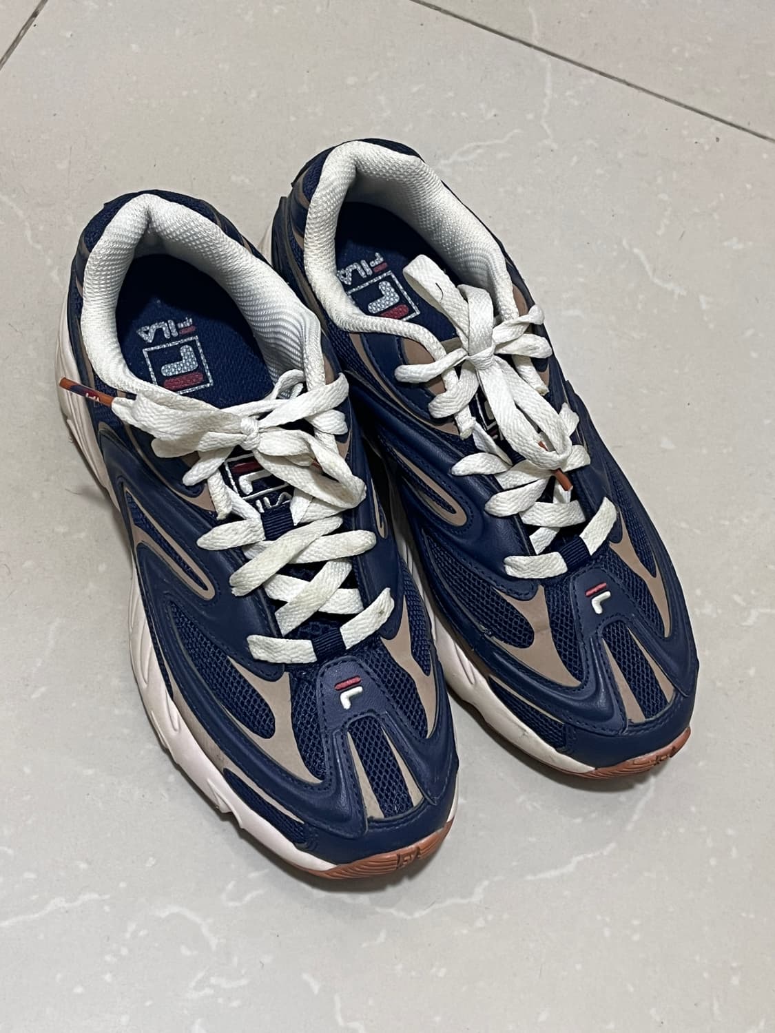 휠라 버자드 2000 러닝 아카이브 러닝화 운동화 상품이미지4