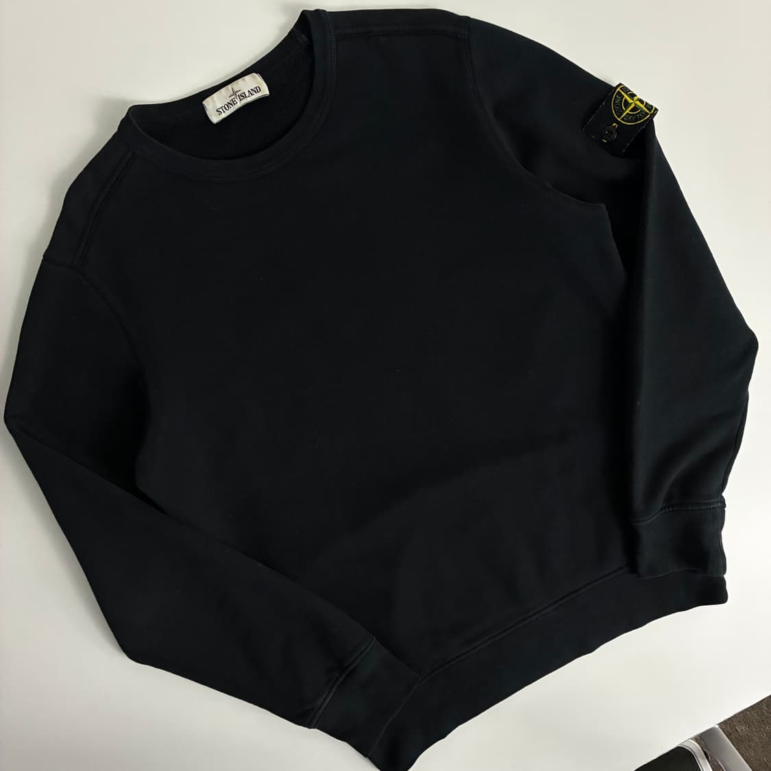 Stone island 스톤 아일랜드 블랙 와펜 맨투맨 상품이미지2