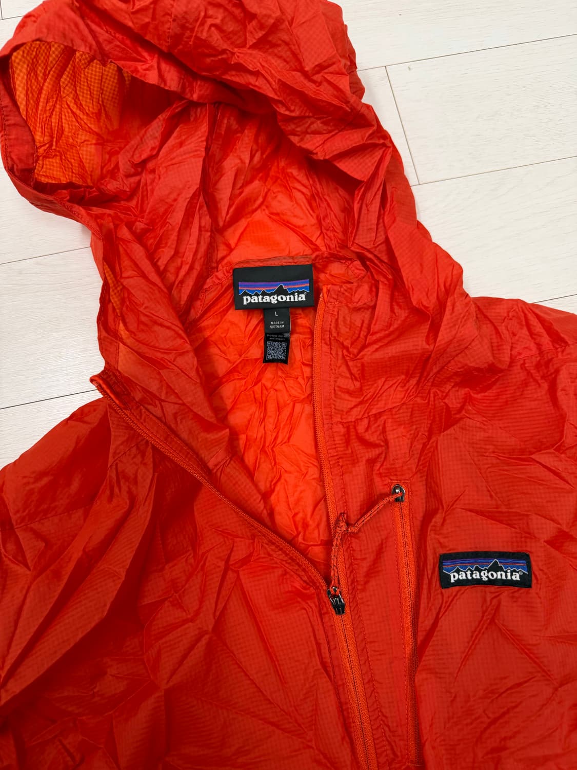 파타고니아 후디니 L 사이즈   이번년도 시즌 제품  상태 9.9/10  상품이미지2