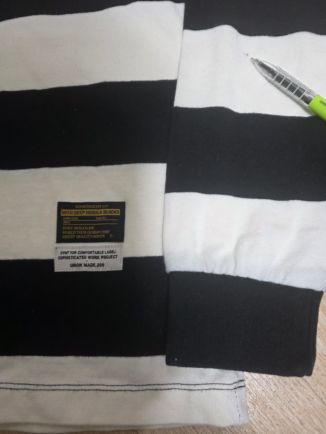 소버먼트 보더티 스트라이프 긴팔티 M 상품이미지5