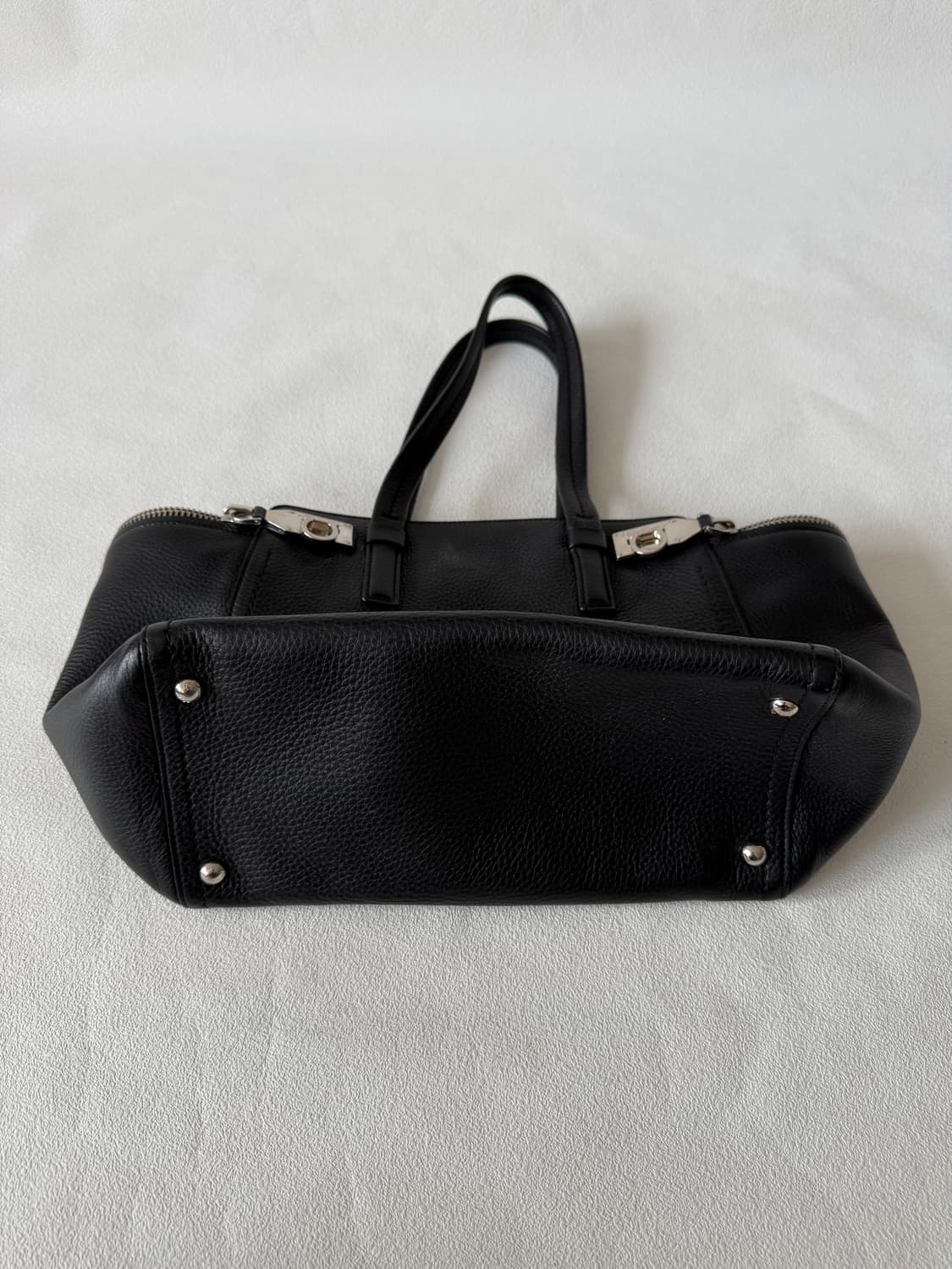 살바토레 페라가모(Salvatore ferragamo) 레더 숄더백 상품이미지5