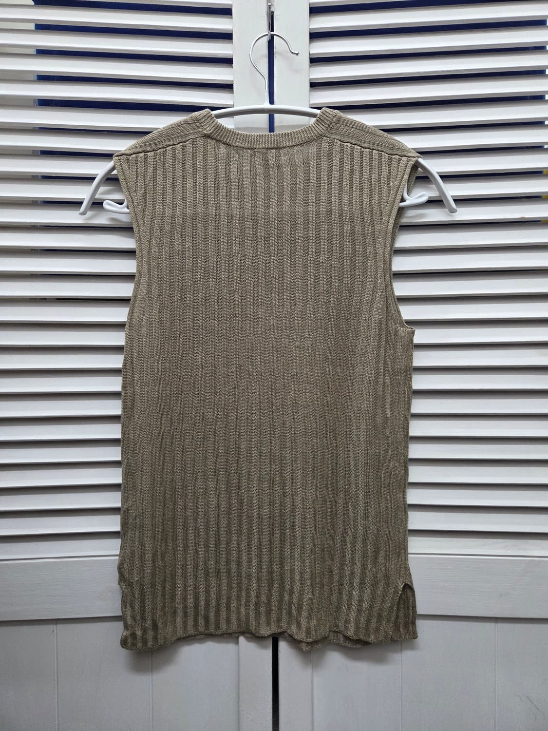 띠어리 린넨 슬리브리스 나시 상품이미지3