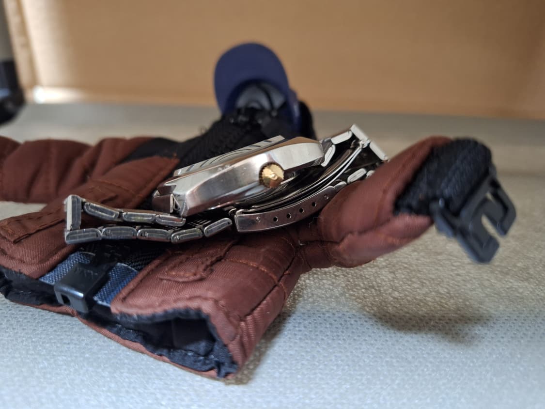 시티즌 빈티지 오토매틱 스퀘어드 시계 판매합니다 상품이미지4