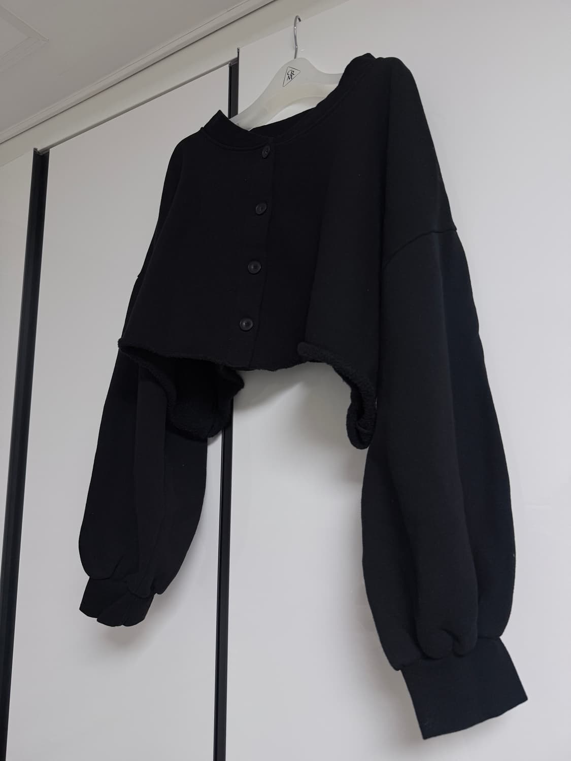 기모블랙크롭가디건 상품이미지3