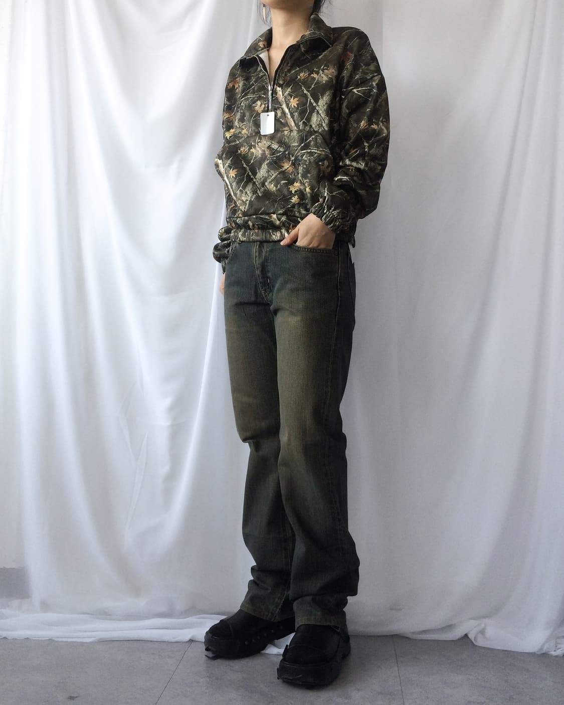 Real tree pattern half zip up 상품이미지1