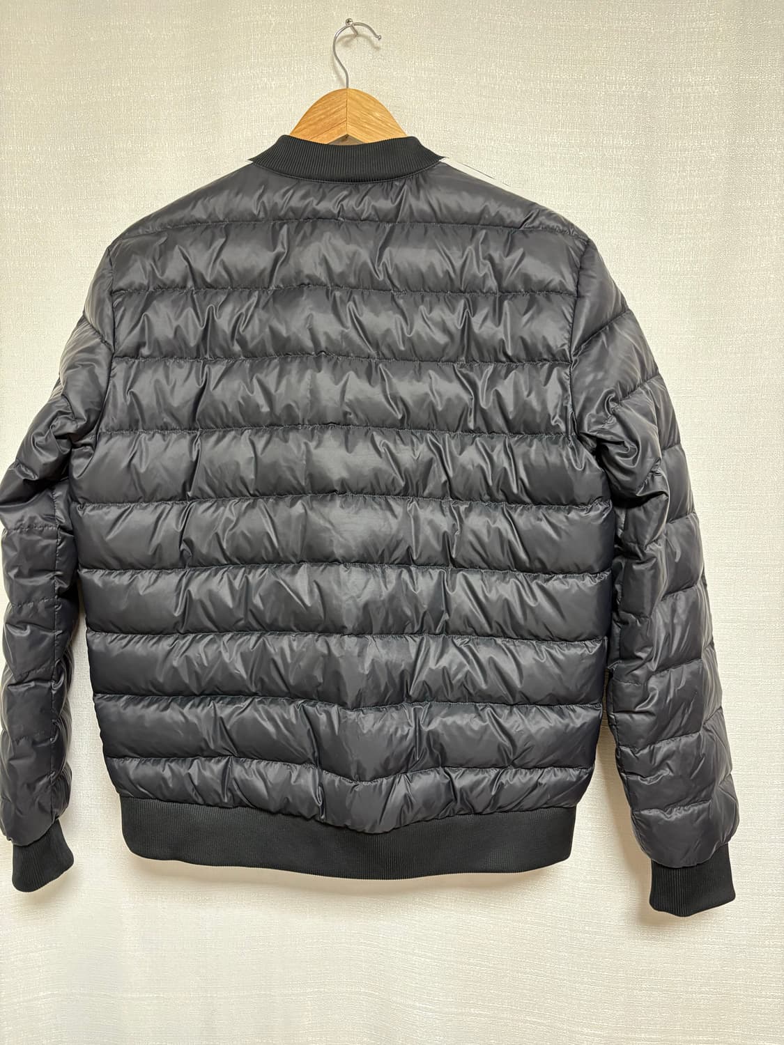 아디다스삼선블랙패딩점퍼 상품이미지3