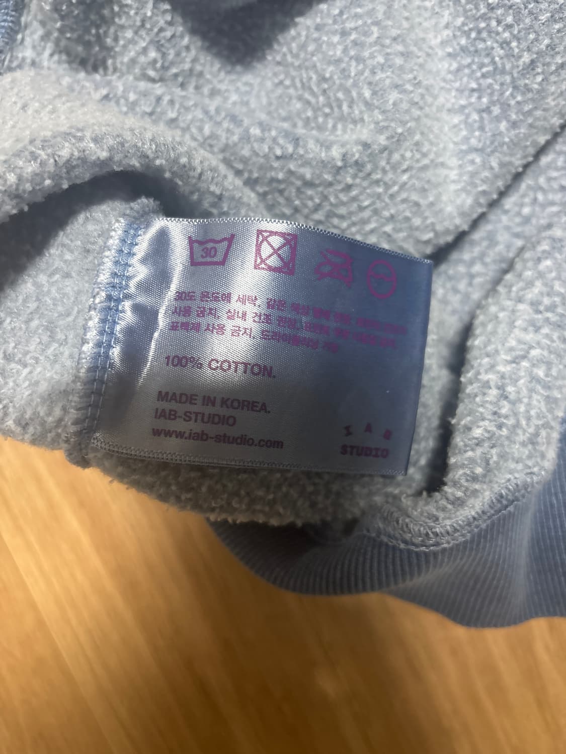 iab 스튜디오 피그먼트 스웨트셔츠 네이비 상품이미지3