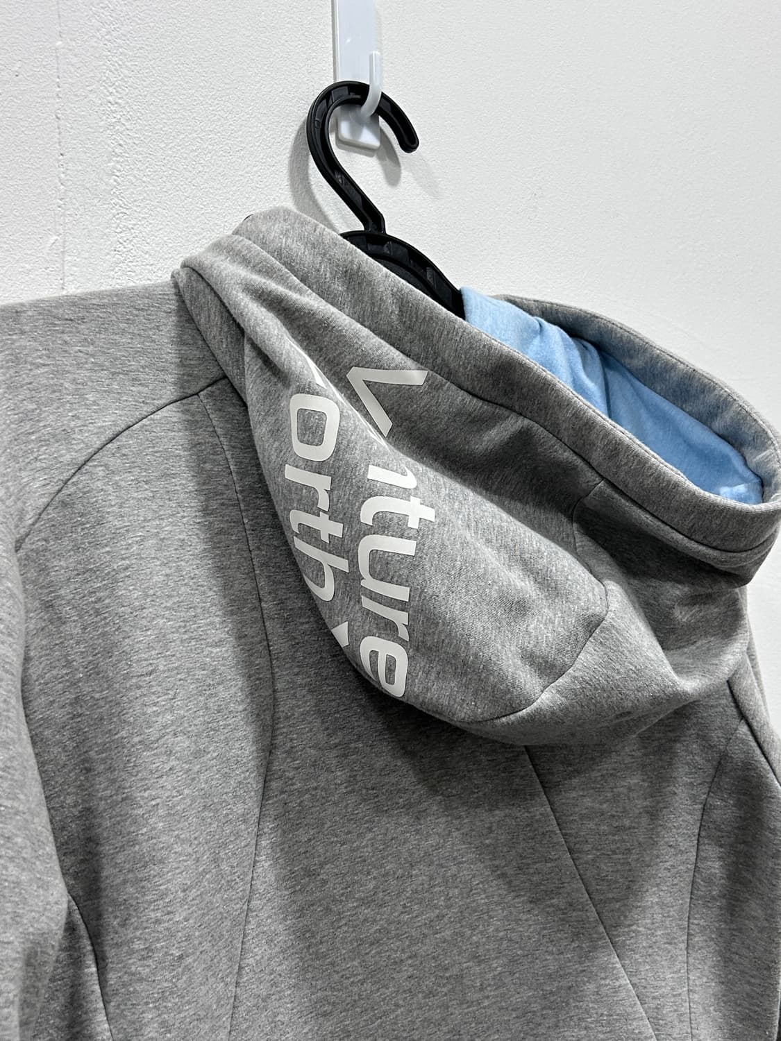 디스커버리 그레이 후드집업 여성 90사이즈 상품이미지4