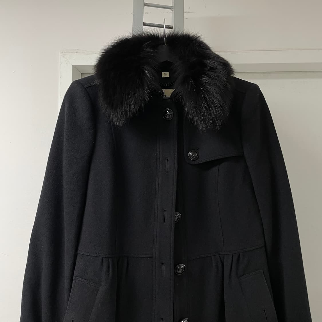 버버리 블랙 퍼 코트 6(W) 상품이미지2