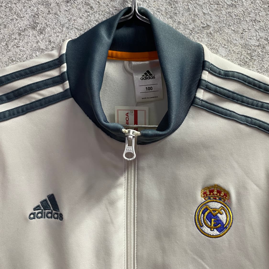 아디다스 이큅먼트 레알 마드리드 화이트 트랙탑 져지 B4543 상품이미지3