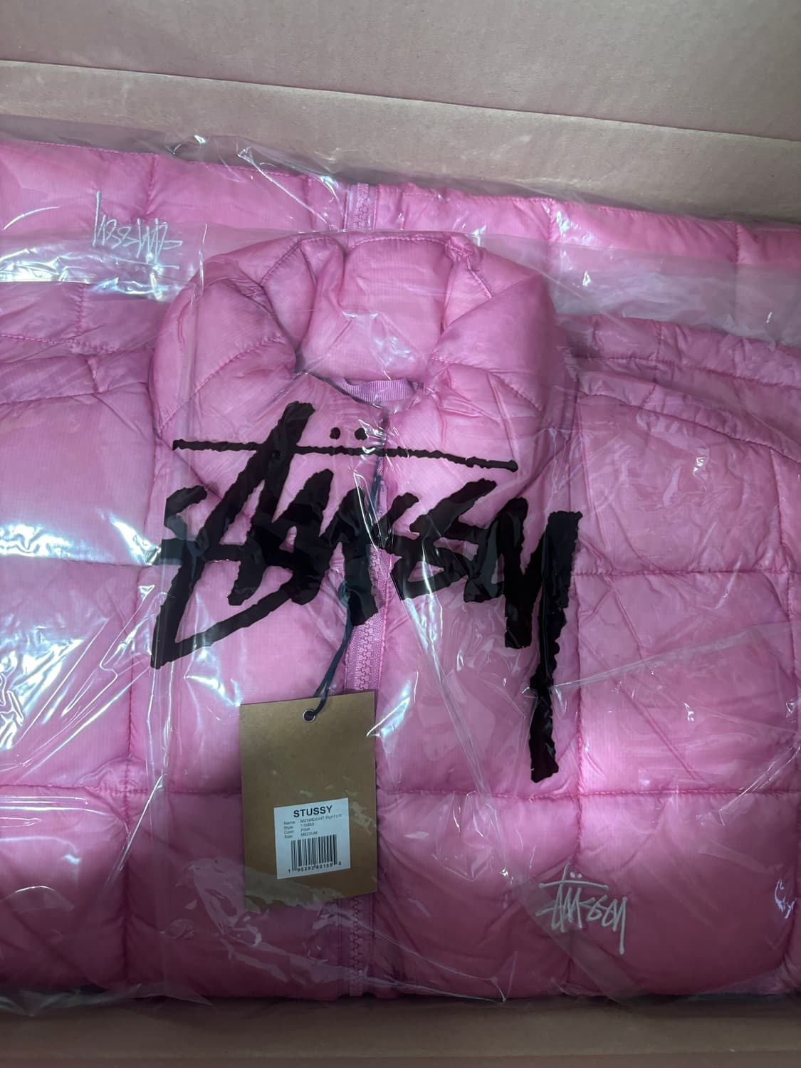 M 스투시 미드웨이트 푸퍼 경량패딩 핑크 미개봉 새제품 판매 상품이미지1