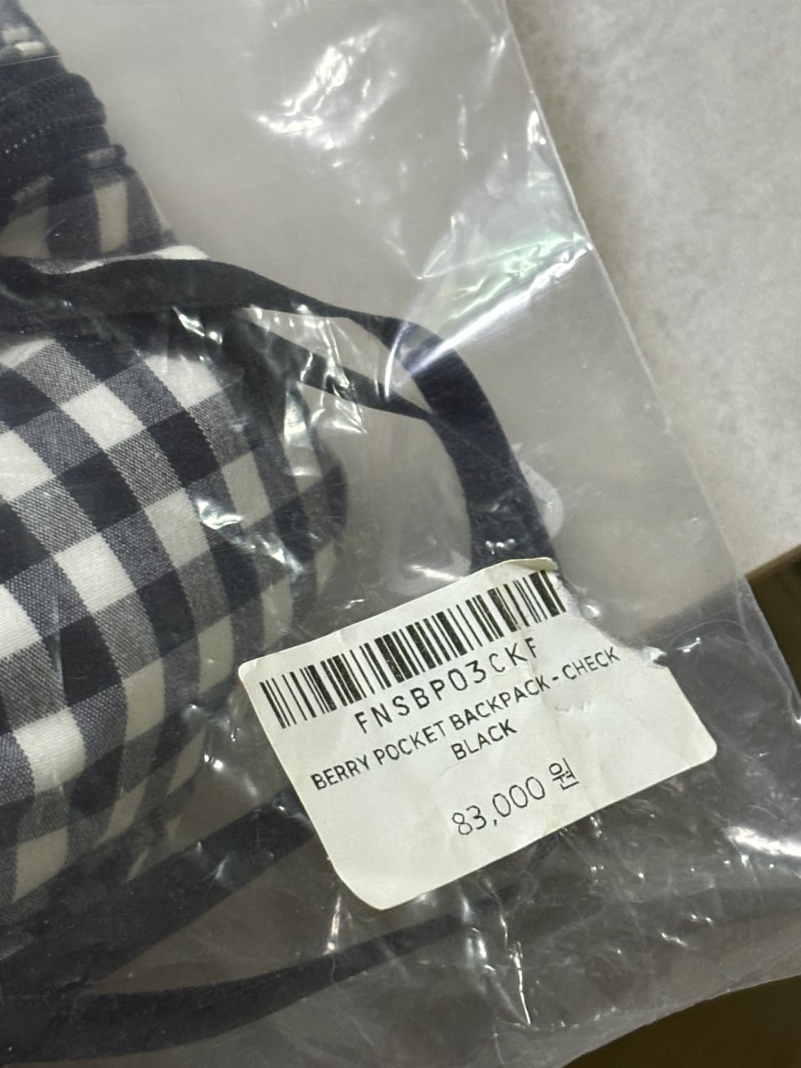 페넥 BERRY POCKET BACKPACK 체크 블랙 미니백팩 가방 상품이미지5