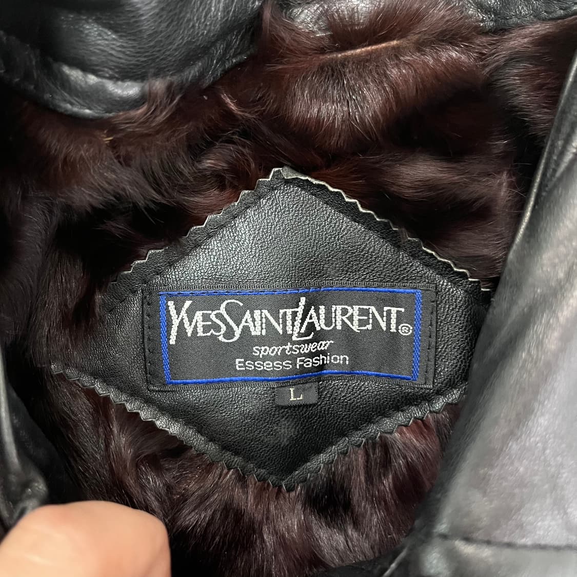 100 입생로랑 투웨이 퍼카라 램스킨 가죽 자켓 상품이미지4