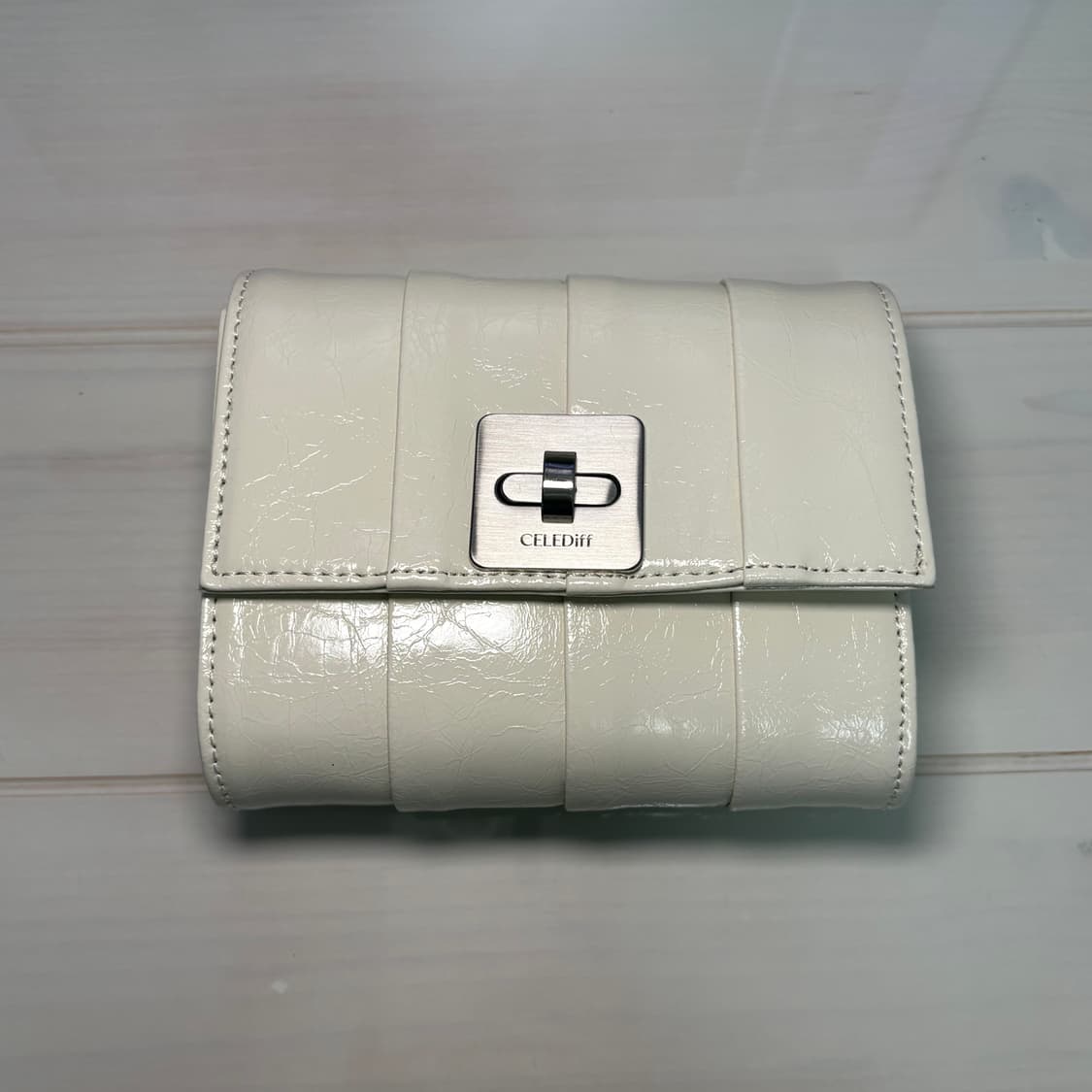 셀레디프 WAVY MICRO BAG / IVORY 상품이미지2