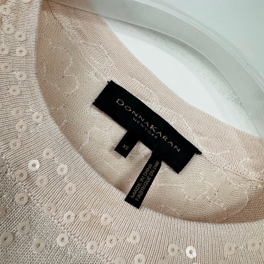 도나 캐런 DKNY 스팽글 니트 탑 상품이미지2