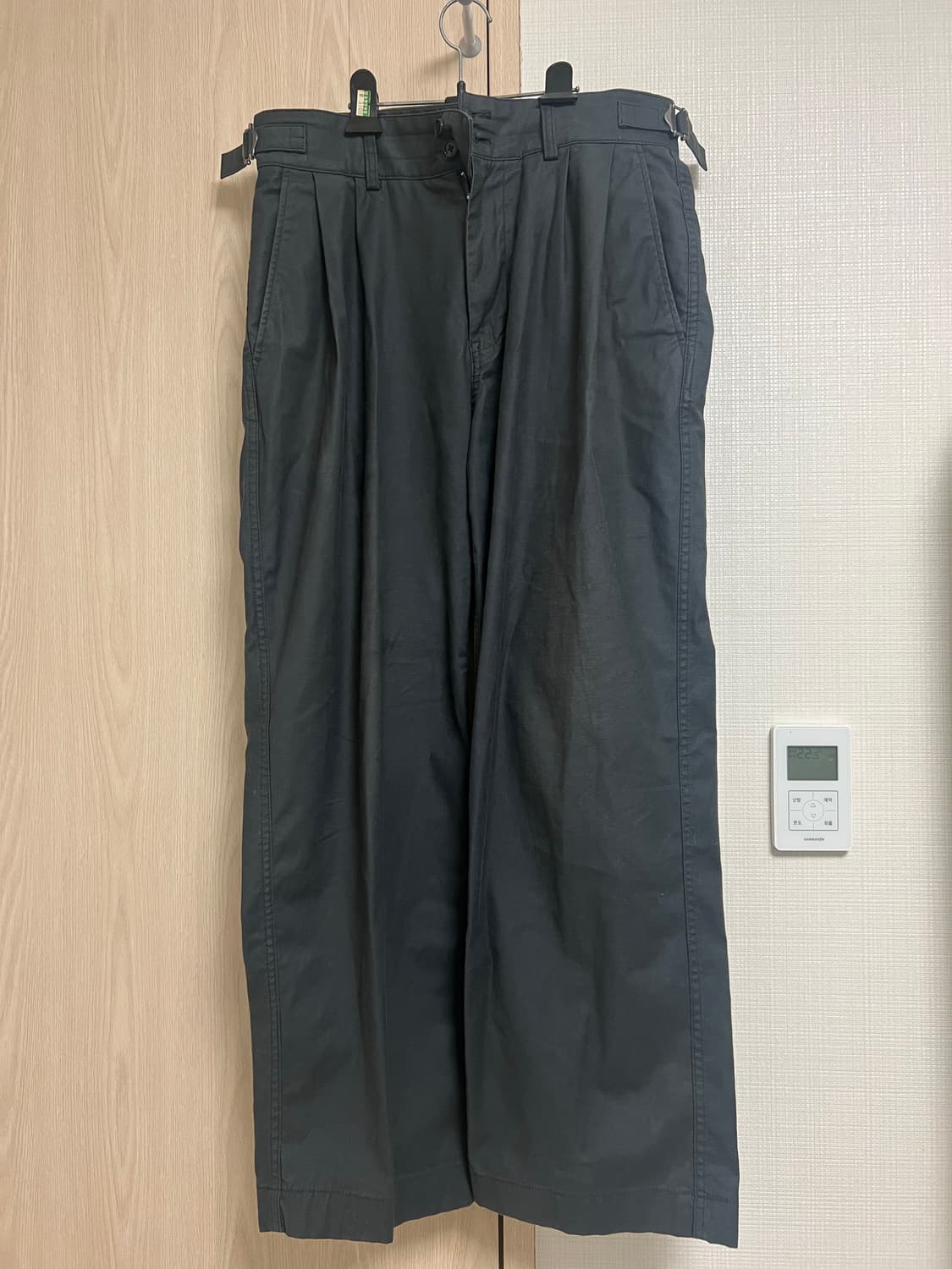 [1]어나더오피스/산티아고 팬츠 그라파이트 그레이 상품이미지1