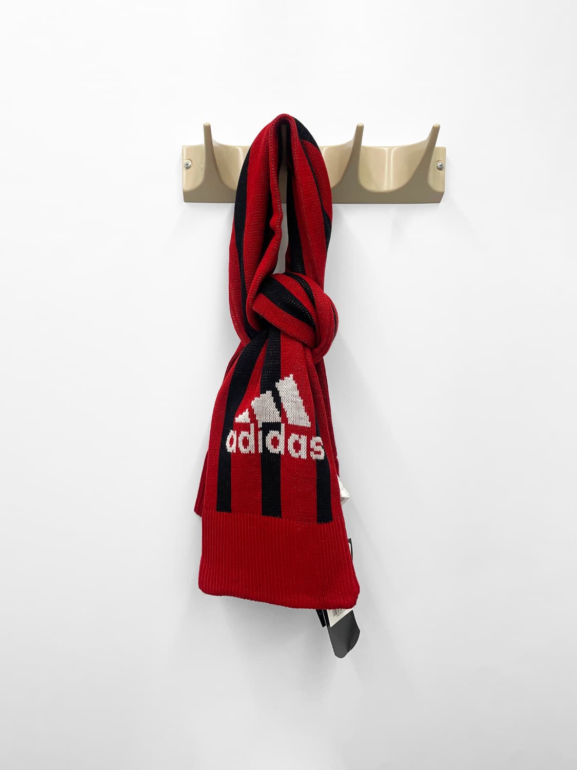 아디다스 AC 밀란 축구 머플러 상품이미지1