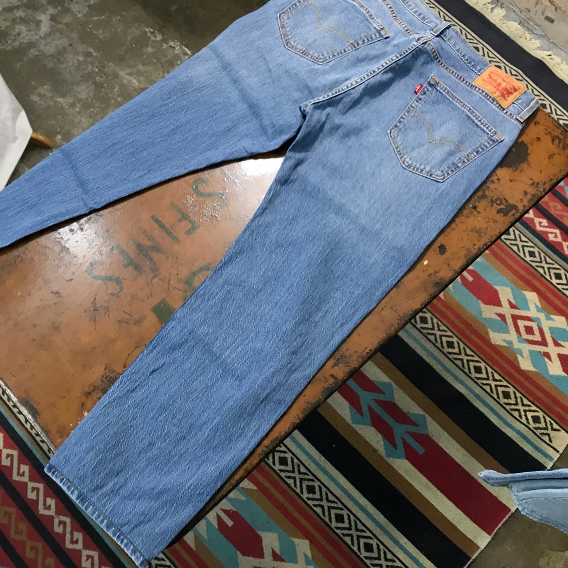 리바이스 505 중청 데님 팬츠 허리 36 사이즈 상품이미지3